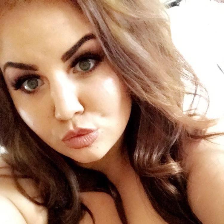 25P Busty Chav Delight 2