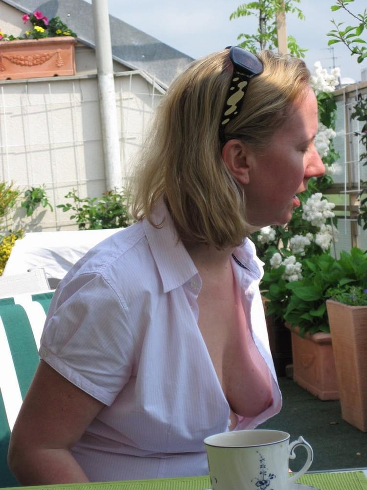 25P Downblouse & Nippelblicke 244