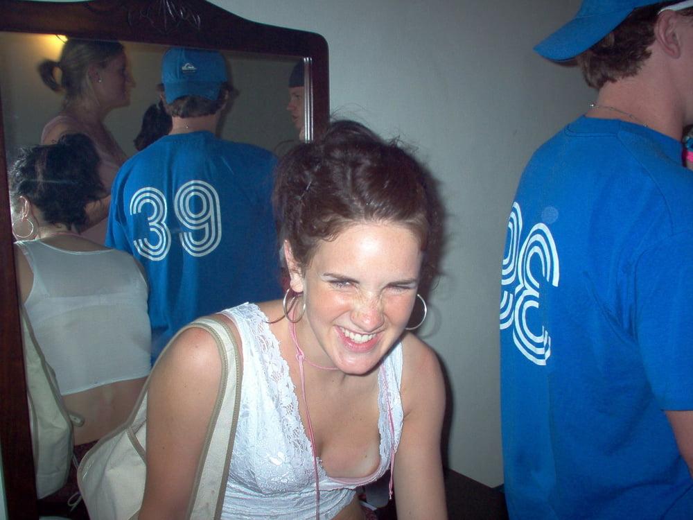 25P Downblouse & Nippelblicke 244