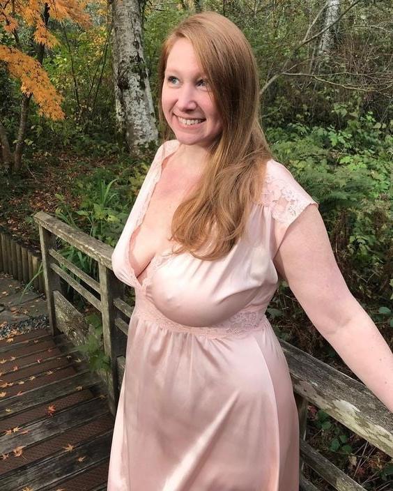 25P Sexy dress, see-through and downblouse 3