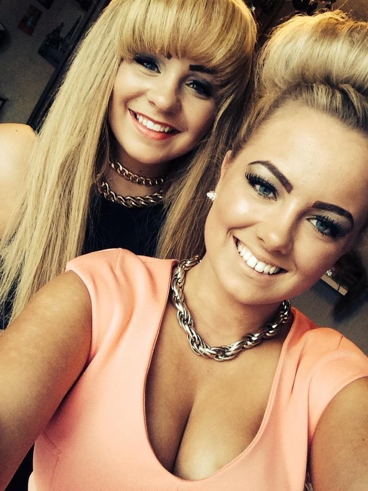 11P Busty Chav Delight 3