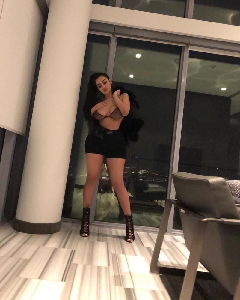 25P Insatiable pics of D - Beauty Women 6