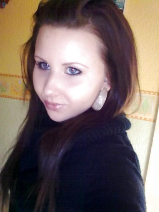 25P Sexy lesbian teen girls have fun 