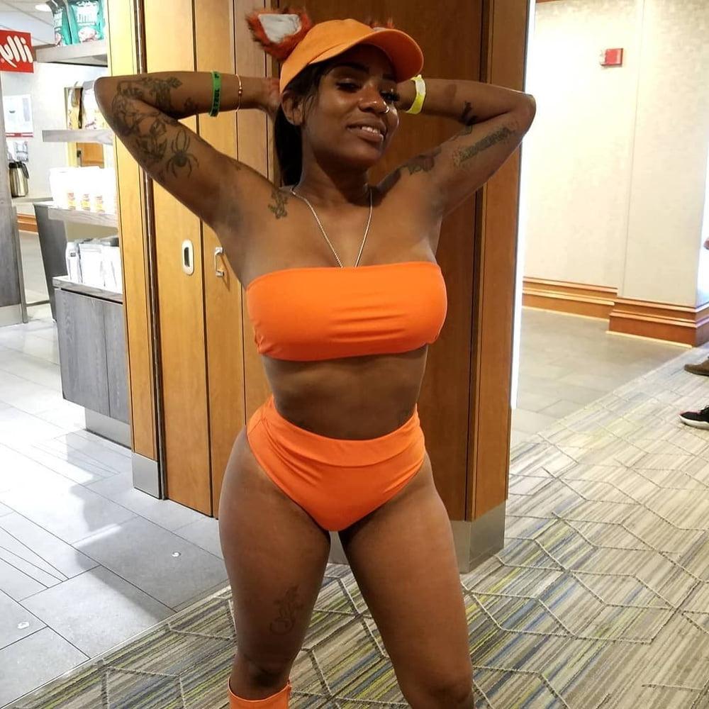 25P Sexy cosplay