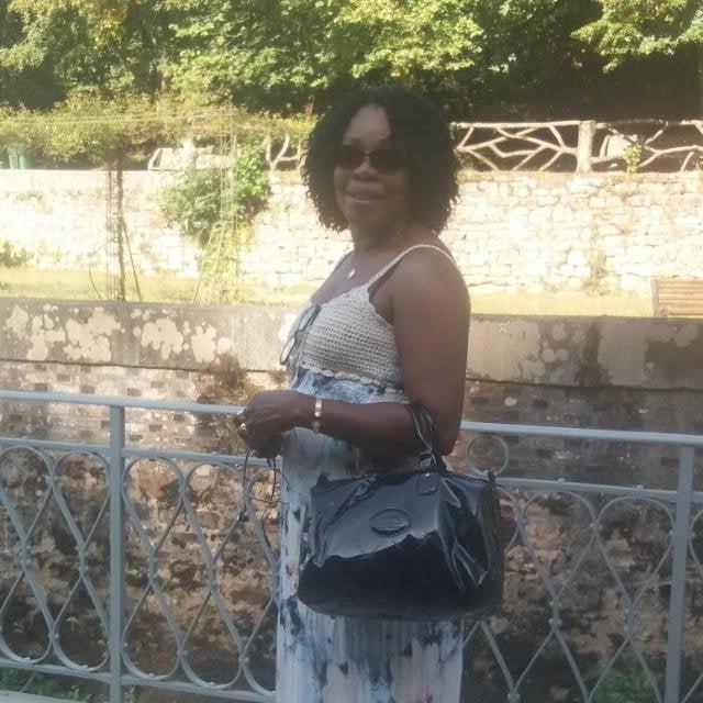 5P FATOU 46 Y FRENCH WHORE FROM LONGJUMEAU