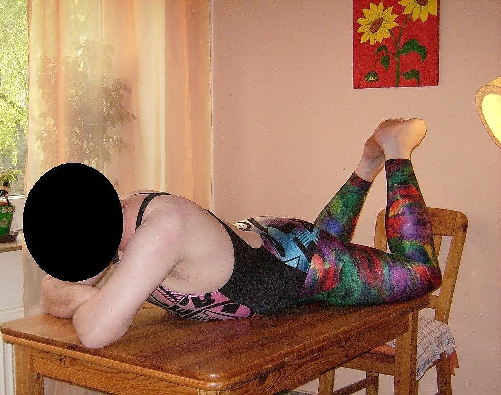 11P Swimsuit badeanzug und leggins