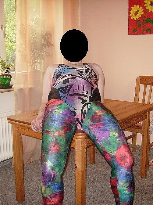 11P Swimsuit badeanzug und leggins