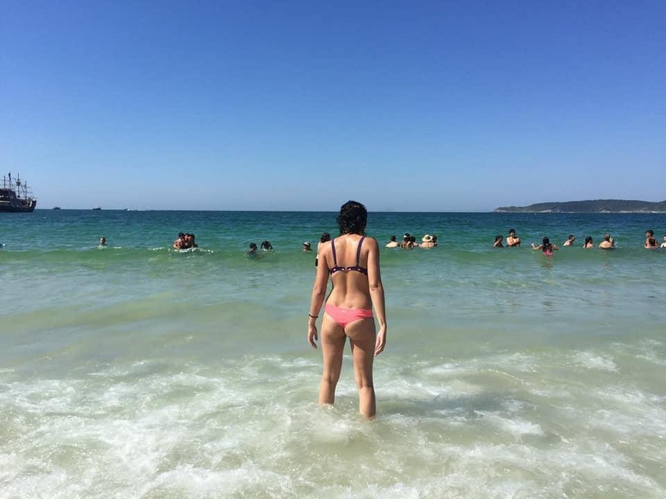 17P (ARG): Ale's little ass or Flavia's melons?