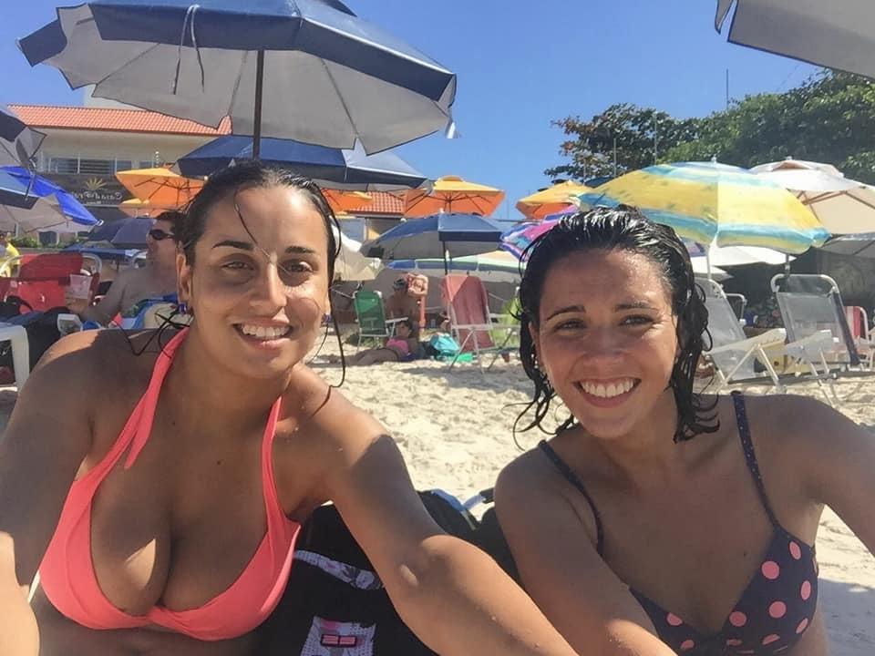 17P (ARG): Ale's little ass or Flavia's melons?
