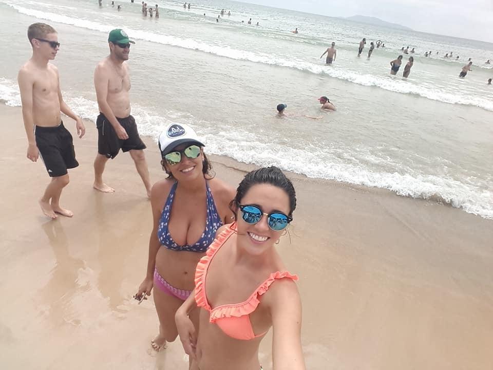 17P (ARG): Ale's little ass or Flavia's melons?