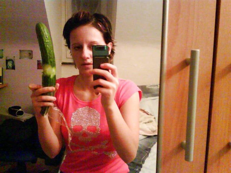 25P Self shot sex toy slut