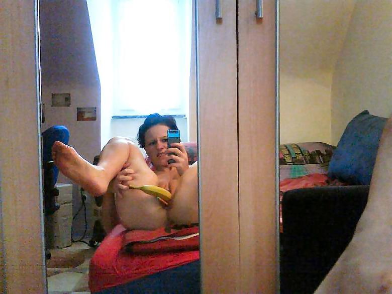 25P Self shot sex toy slut