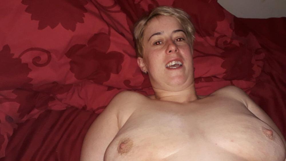 25P naked and dildo play 2020