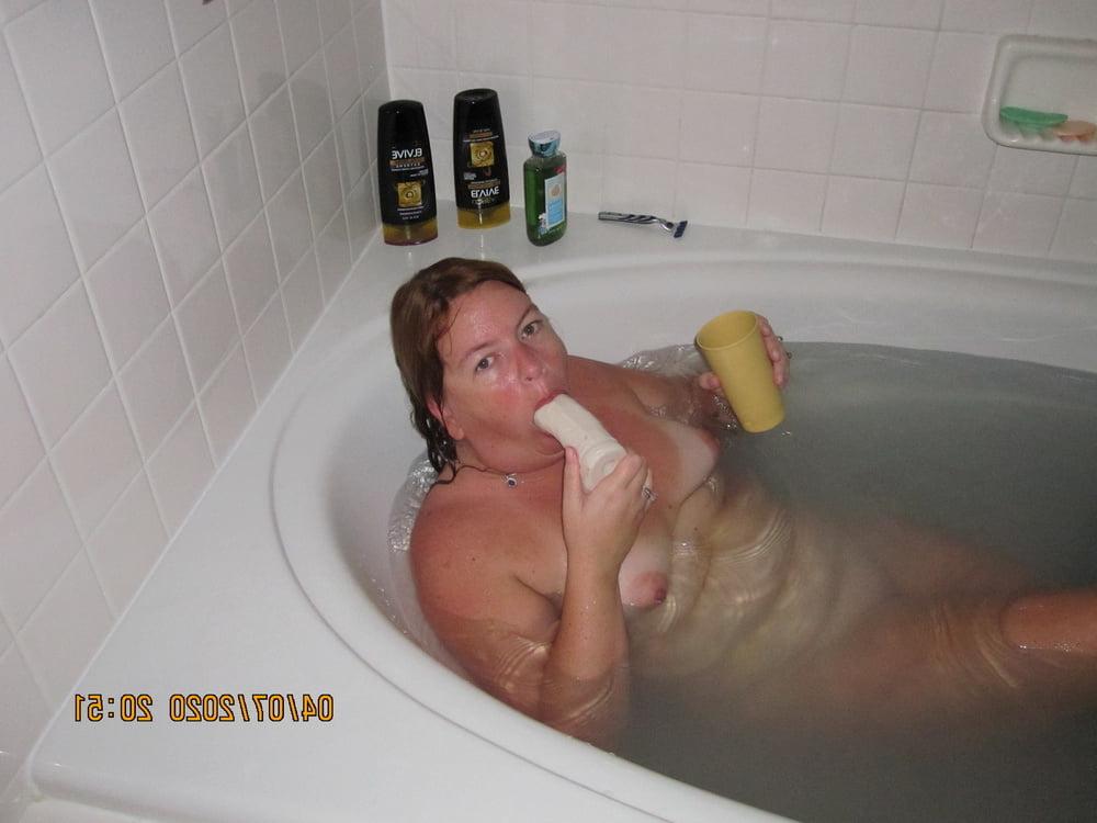 25P Anal Slut