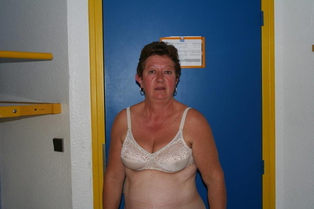 16P MARIE JOSE 63 FRENCH BBW MATURE WHORE FROM AVIGNON