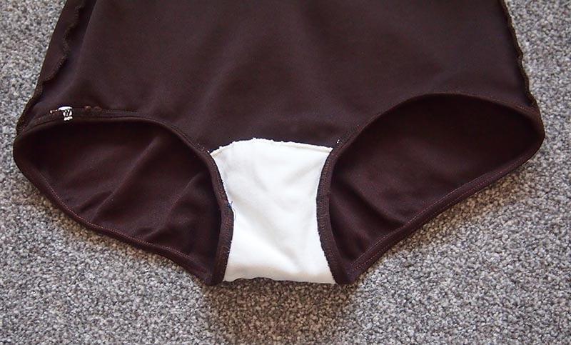 11P 1977 keynote brown fitted swimsuit