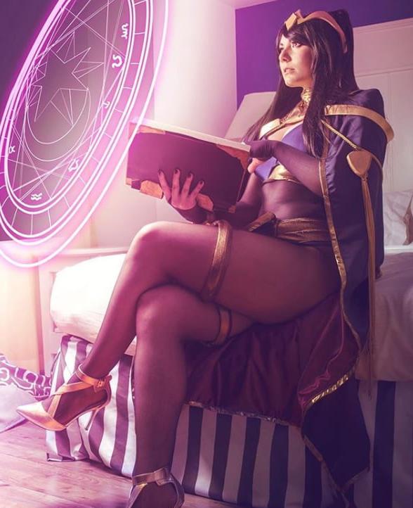 25P Sexy Cosplay Girl Queenriot (Ashley Riot)