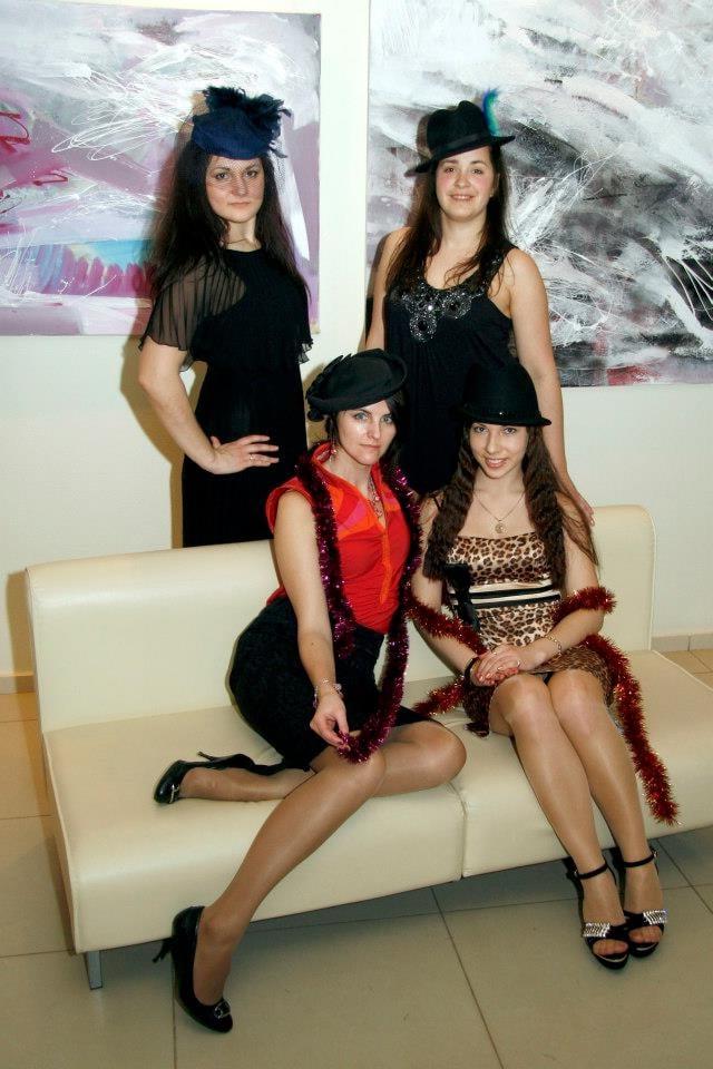 25P various polish females in tights pantyhose 106
