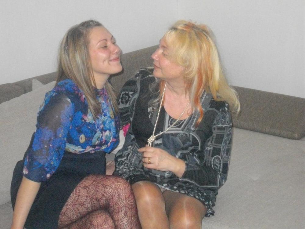 25P various polish females in tights pantyhose 110