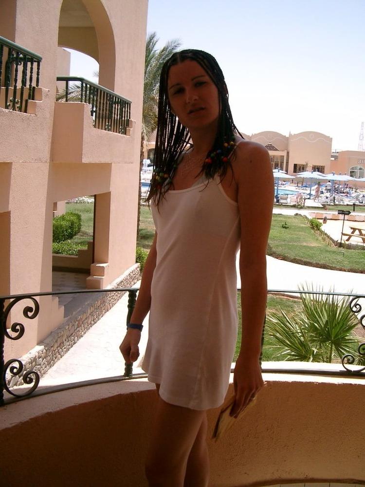 13P VANESSA 32 Y FRENCH WHORE MOM
