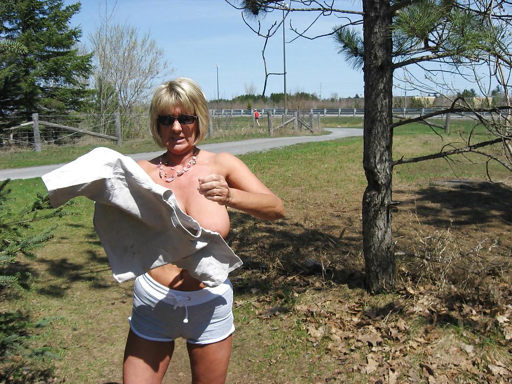 16P Stephie blue (USA 55+)