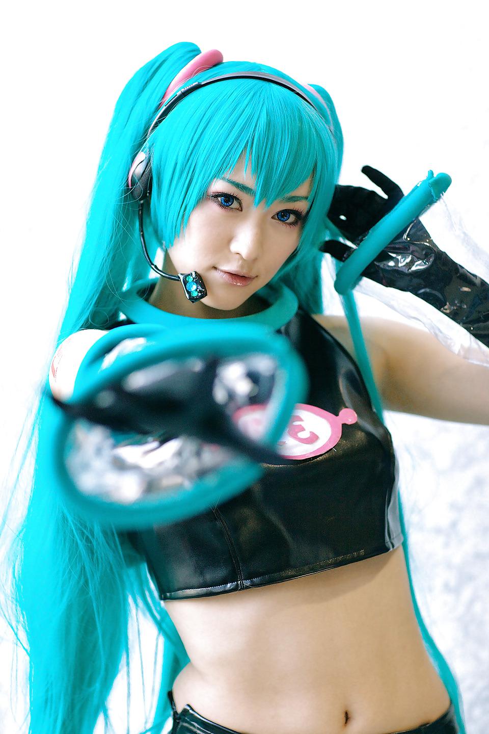 25P Sexy Japanese Hatsune Miku Cosplay II