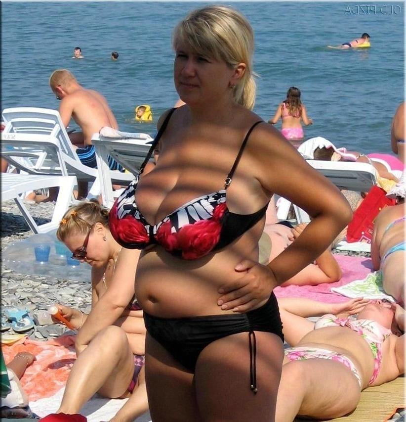 25P Matures in Swimsuits 6