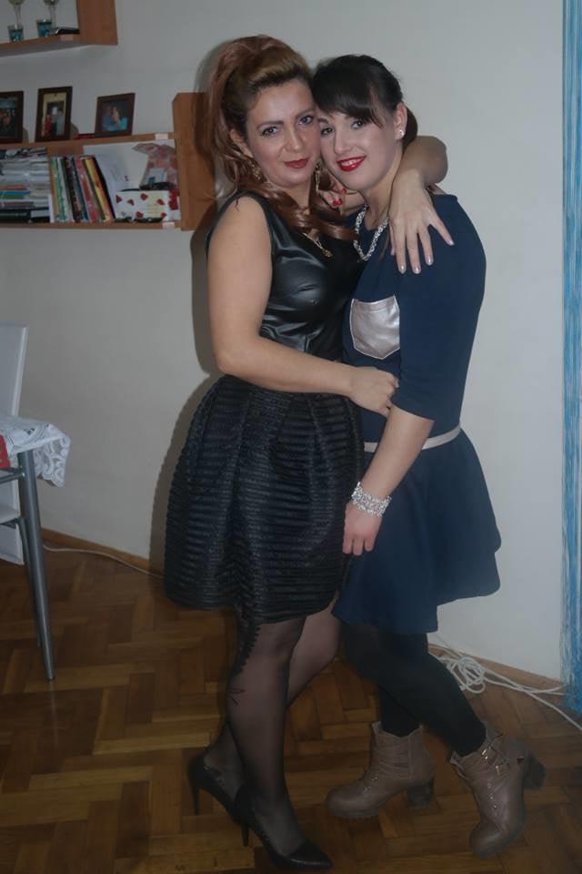 25P various polish females in tights pantyhose nylons 98