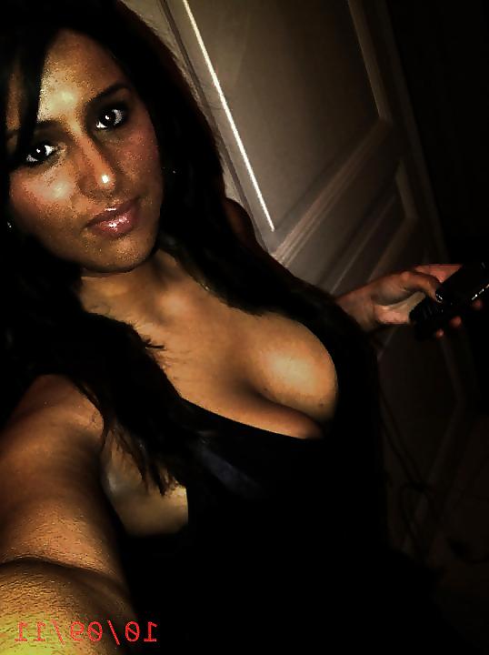 25P Fatima French Slut