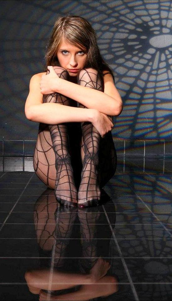 25P sexy babes in tights pantyhose nylons 198