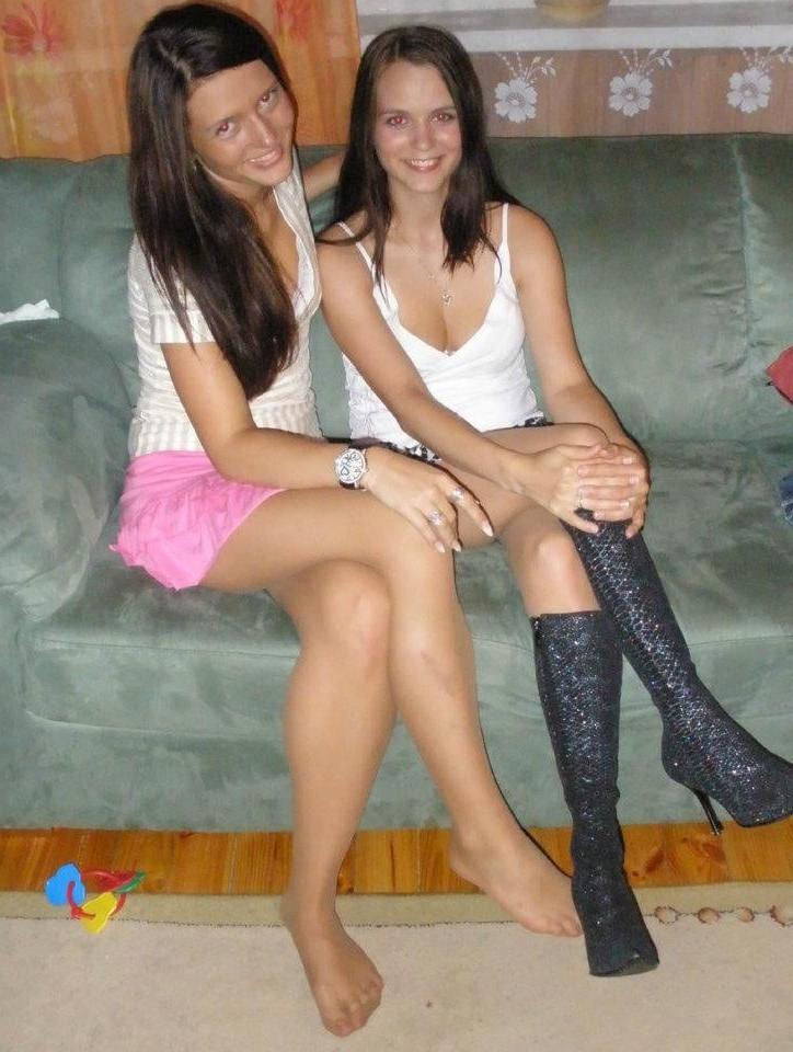 25P sexy babes in tights pantyhose nylons 193