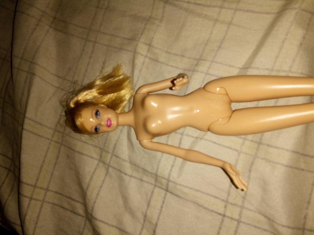 25P It's your turn Dixie (my first barbie)