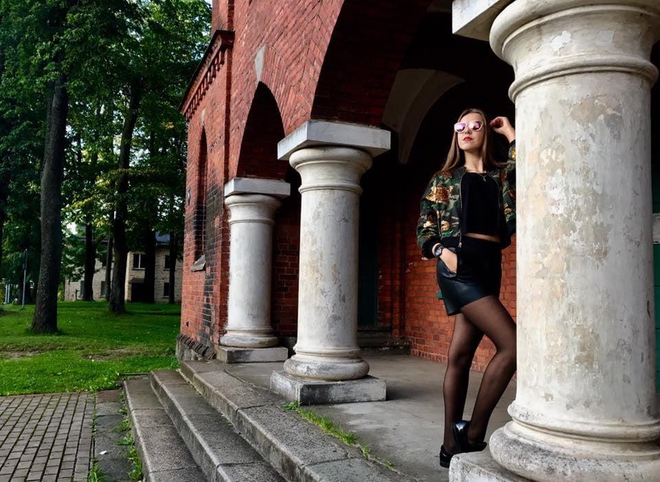 25P various polish females in tights pantyhose 101