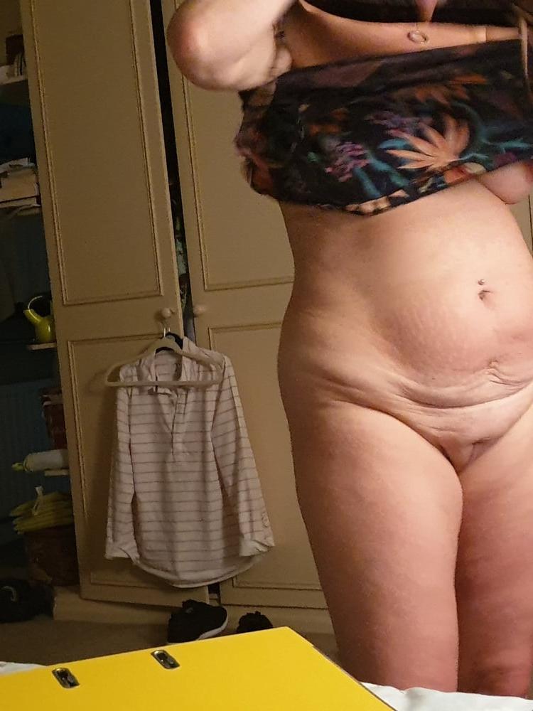 7P Dirty milf slut
