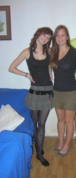 25P sexy babes in tights pantyhose nylons 197