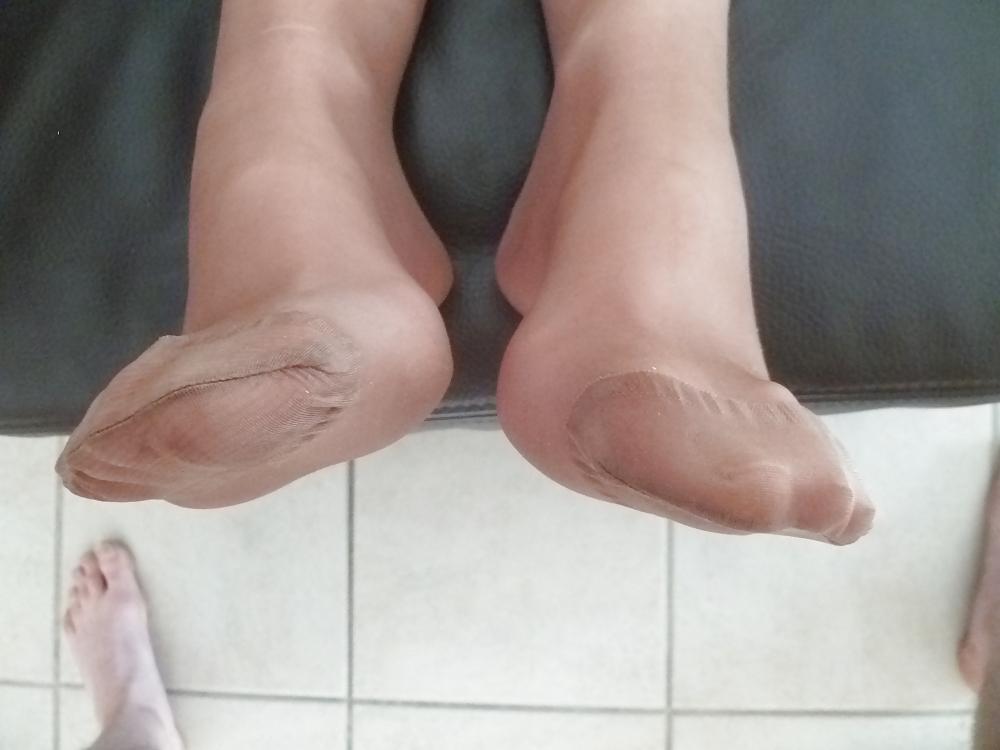 7P Footjob cyr14