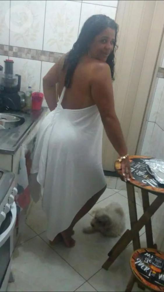 7P Dnielle 40 - Puta Badoo