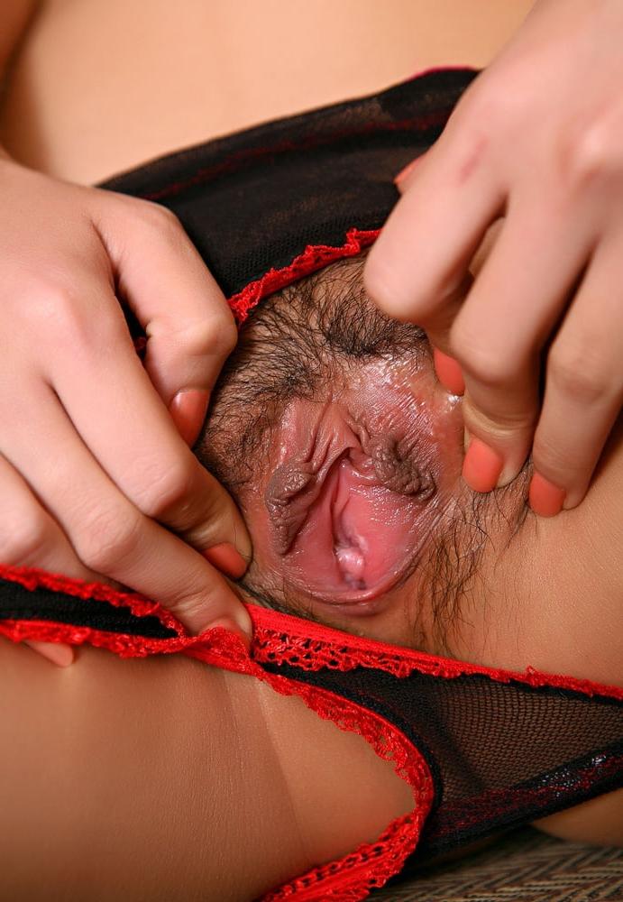 25P hairy asian Thanya Tam dildoing 2