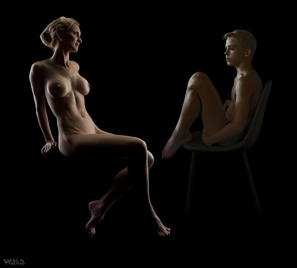20P Mature Goddesses and the Boys Who Worship Them 161