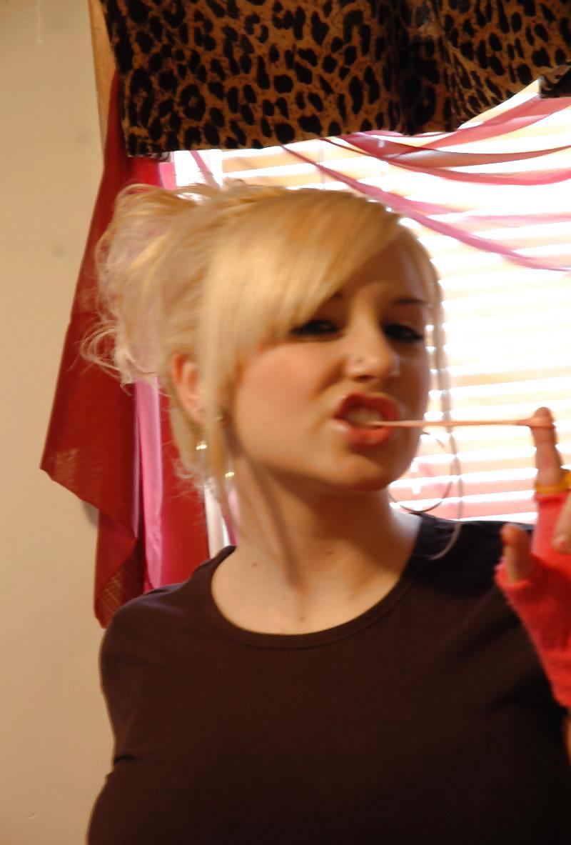 24P BUSTY BLONDE TEEN C5M