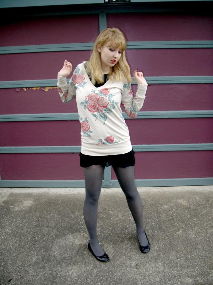 25P Cunts in Grey Pantyhose #01