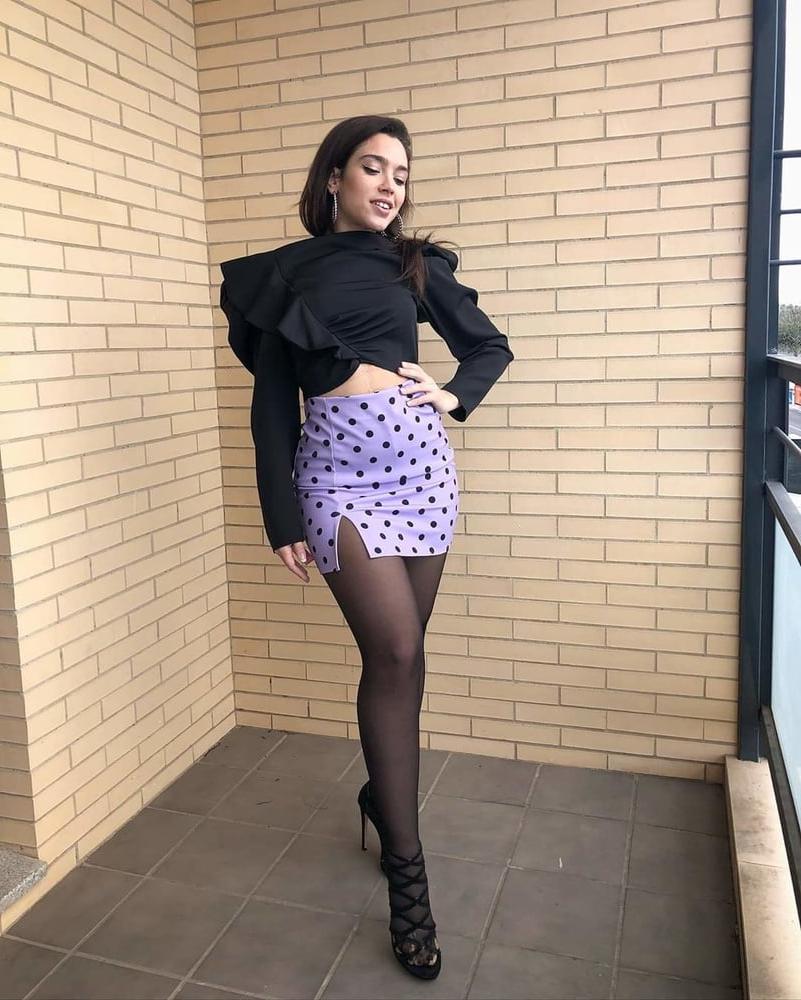 20P Ana  Zapata Pantyhose Queen