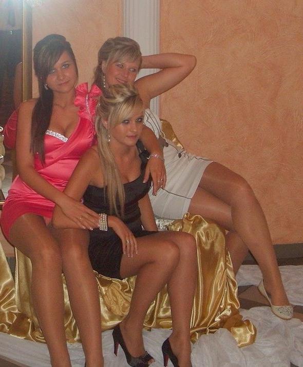 25P sexy babes in tights pantyhose nylons 185