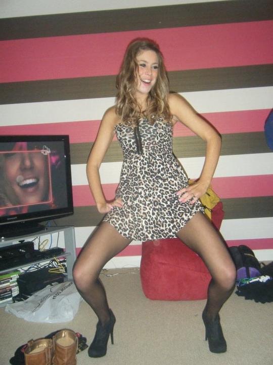 25P sexy babes in tights pantyhose nylons 190