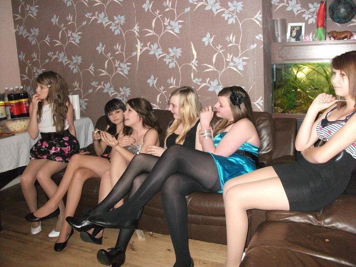 25P sexy babes in tights pantyhose nylons 192