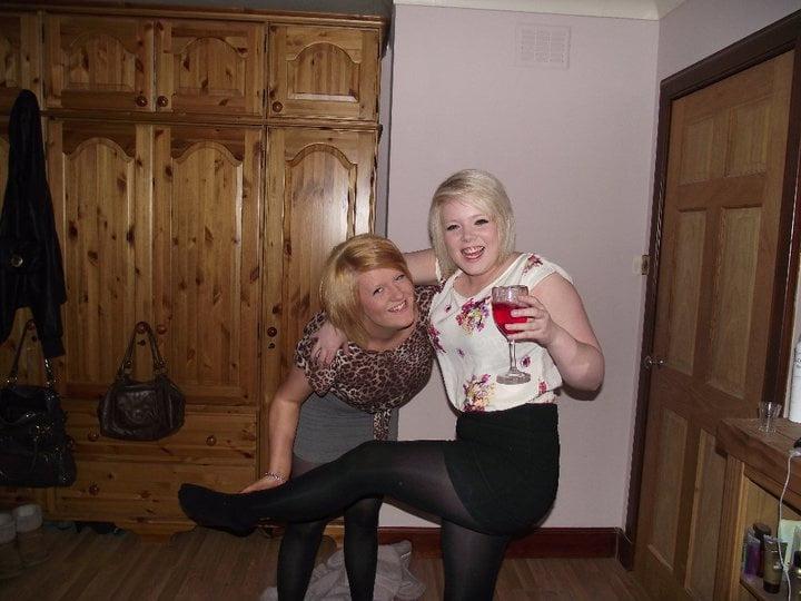 25P sexy babes in tights pantyhose nylons 188