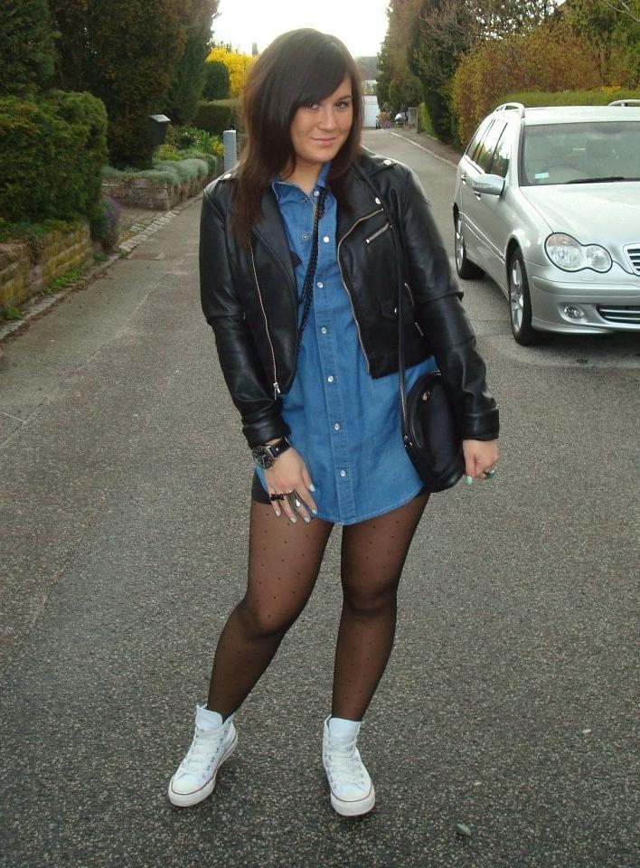 25P sexy babes in tights pantyhose nylons 188