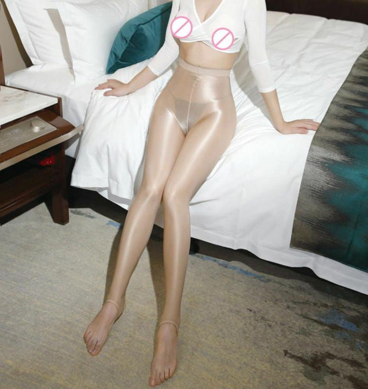 11P shiny pantyhose