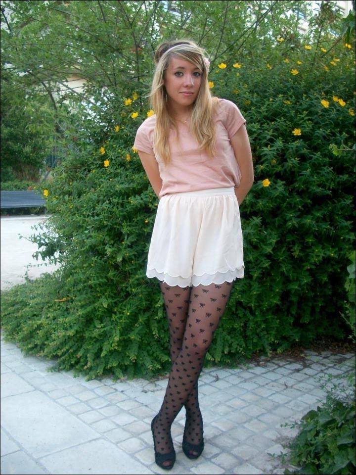 25P sexy babes in tights pantyhose nylons 189