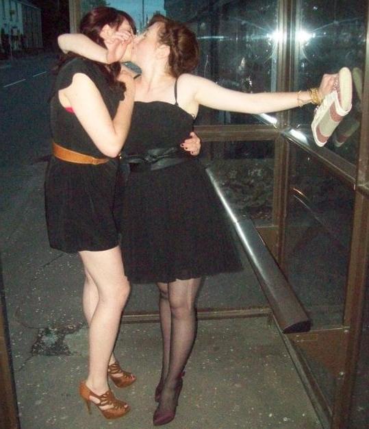 25P sexy babes in tights pantyhose nylons 189